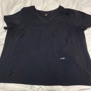 Women’s scrub top